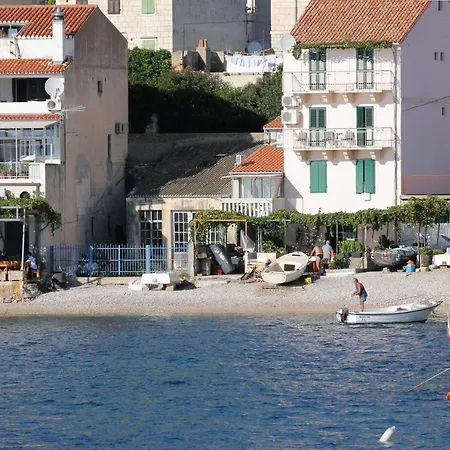 2429e * Комижа